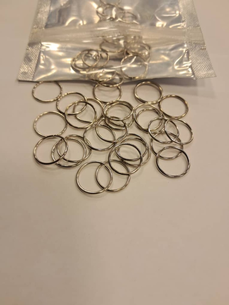 حلقه دیزاین نقره ای مو‌ سایز بزرگ 