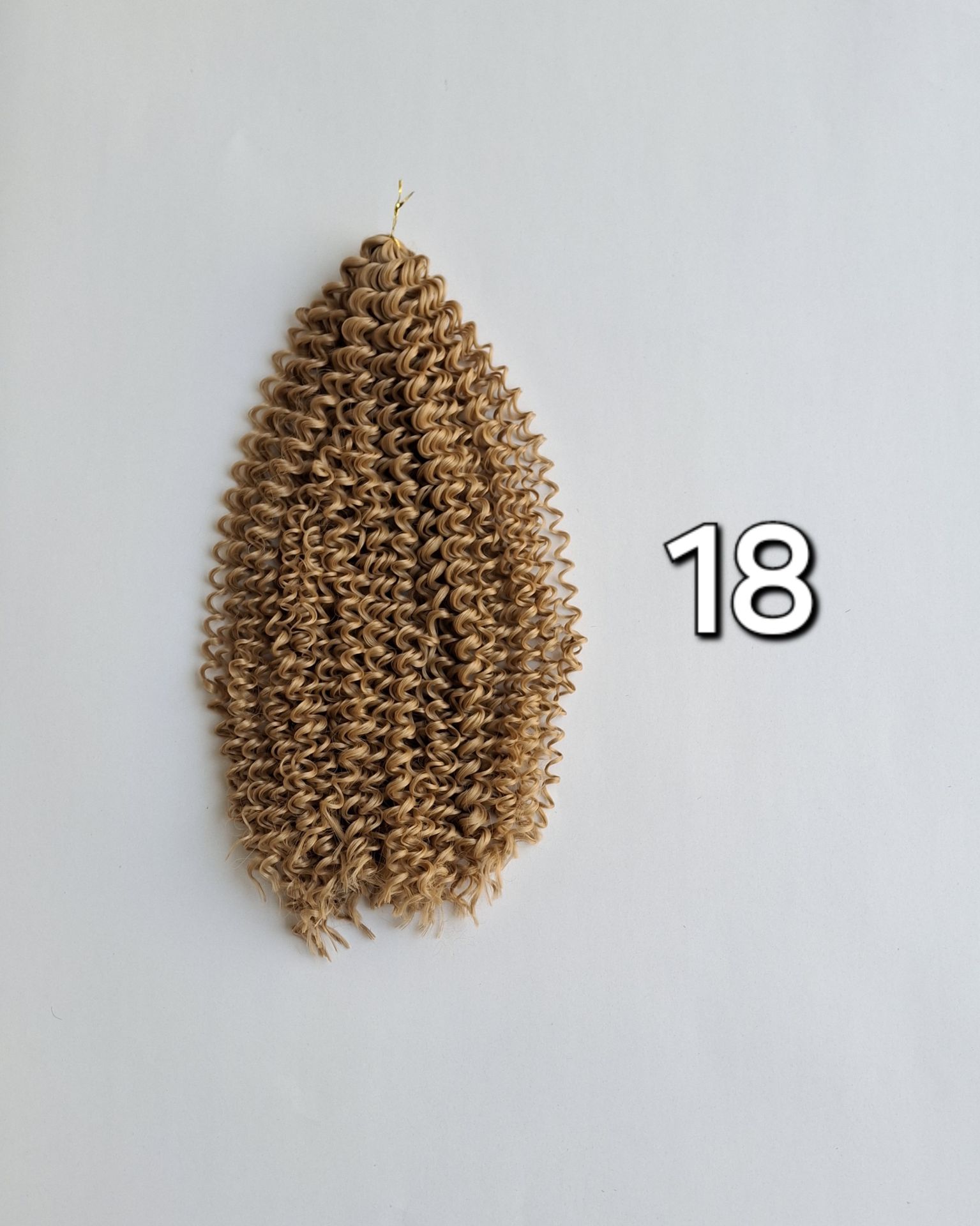 چگونه مو مصنوعی آفرو را نصب و نگهداری کنیم؟
